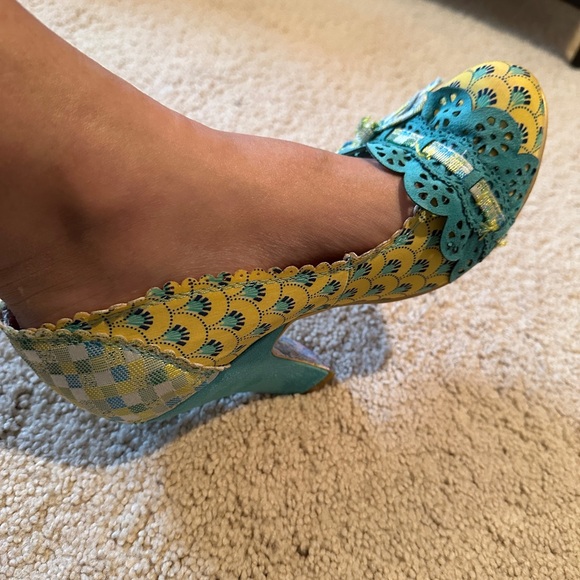 Irregular Choice Yellow and Teal Heels with Bow - Picture 4 of 11